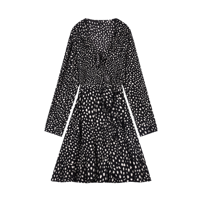 语娄大码女装西装外套碎花连衣裙子春装微胖mm遮肉遮肚子显瘦两件套装2021大码女装