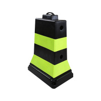 臻远ZY5072424雪糕桶堆叠式水马隔离墩防撞反光警示方墩道路安全防护路锥 PE黑体绿膜