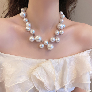 度假风珍珠项链配饰高级感夸张设计感个性时尚颈链女锁骨链choker送女朋友老婆情人节七夕生日礼物 白色珍珠项链