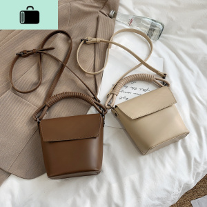 ins超火小包包女包新款2020网红百搭斜挎包简约复古时尚水桶包潮NEW LAKE女斜挎包