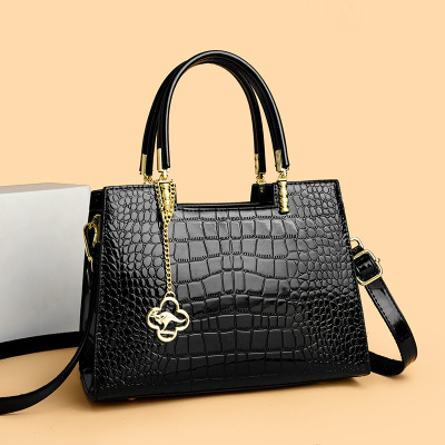 包包女包新款2026欧美漆皮亮面斜跨包女大容量女士手提包