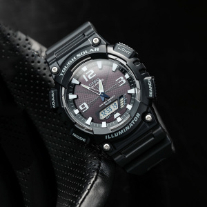 casio官方旗舰店卡西欧运动手表男 限量情侣款太阳能运动防水潮流电子小黑表正品学生石英表男生男士礼物AQ-S810