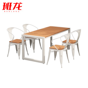 班龙户外桌椅1.4m+4椅套