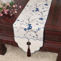 美帮汇新中式古典玉桌旗茶几长条布艺中国风桌布床柜旗电视柜盖布 万福梅花白蓝 34*250适合桌长190-200CM