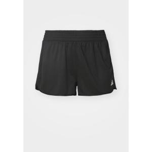 高弹力速干运动短裤女款训练健身七分裤回收材质直筒高腰黑