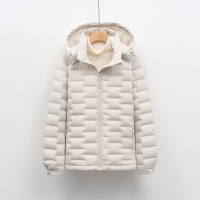 90绒新国标户外轻薄羽绒服女秋冬短款连帽轻便上衣外套