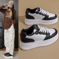 2026春季新款ins韩版透气小白鞋女学生厚底百搭休闲运动板鞋