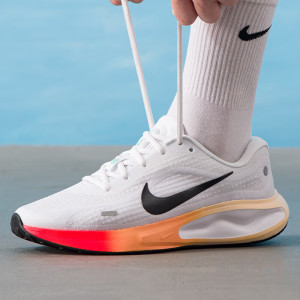 耐克(NIKE)男鞋跑步鞋新款JOURNEY RUN网面透气轻便缓震耐磨运动鞋FN0228-404 ZP