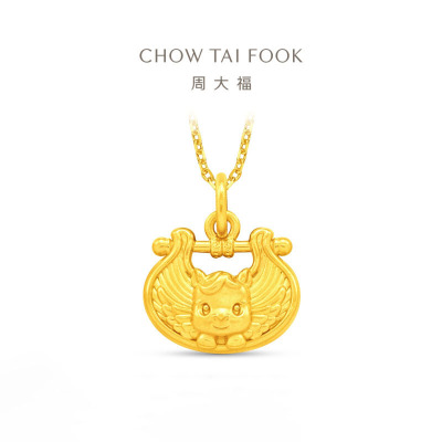 周大福马年生肖 展翅高飞lucky幸运马儿童BB锁包足金黄金吊坠计价(工费180)F236573