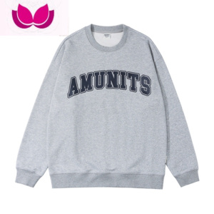 七斓YOKE STUDIO 春季圆领宽松卫衣男女日系cityboy字母印花套头外套