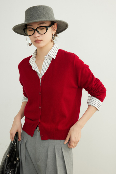 早春款100羊毛开衫女装V领针织外套25新款显瘦毛衣长袖外穿上衣