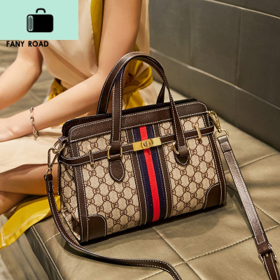 包包2020新款潮时尚百搭斜挎包女简约大气单肩包夏季大容量手提包NEW LAKE