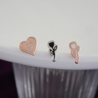雕刻爱心韩国直送抽象玫瑰花个性别致耳骨钉耳蜗钛钢粗杆单只送女朋友老婆情人节七夕生日礼物