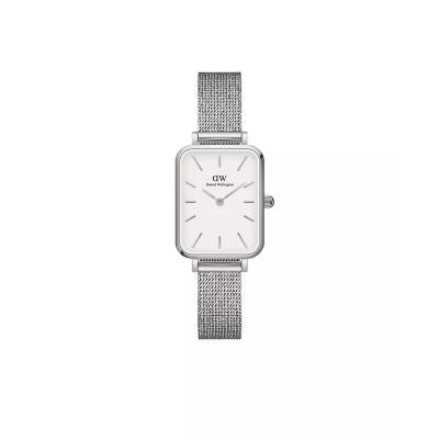 女式方形石英表银色不锈钢表盘轻奢时尚腕表