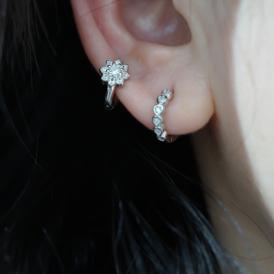 925银镶钻雪花 爱心 耳骨钉耳圈耳扣单只百搭小清新送女朋友老婆情人节七夕生日礼物