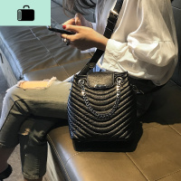 水桶包女2020新款潮质感手提百搭包包大容量单肩包ins斜挎包大包NEW LAKE女斜挎包