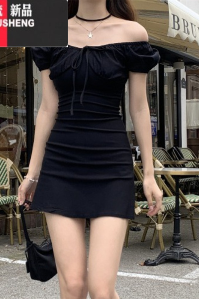 YIBUSHENG叛逆韩妹~简约风潮法式复古方领泡泡袖桔梗收腰连衣裙短裙