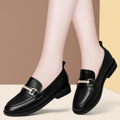 盾狐乐福鞋女2021新款春季牛皮平底单鞋女圆头时尚女鞋低跟英伦风小皮鞋682085