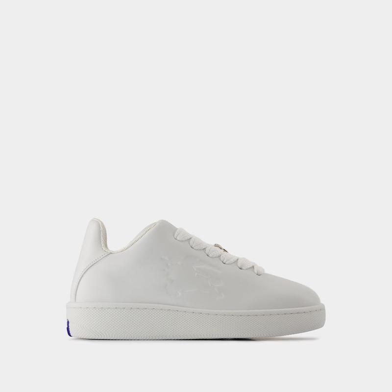 博柏利(BURBERRY)白色皮革运动鞋女款休闲跑步鞋LFBOX百搭舒适透