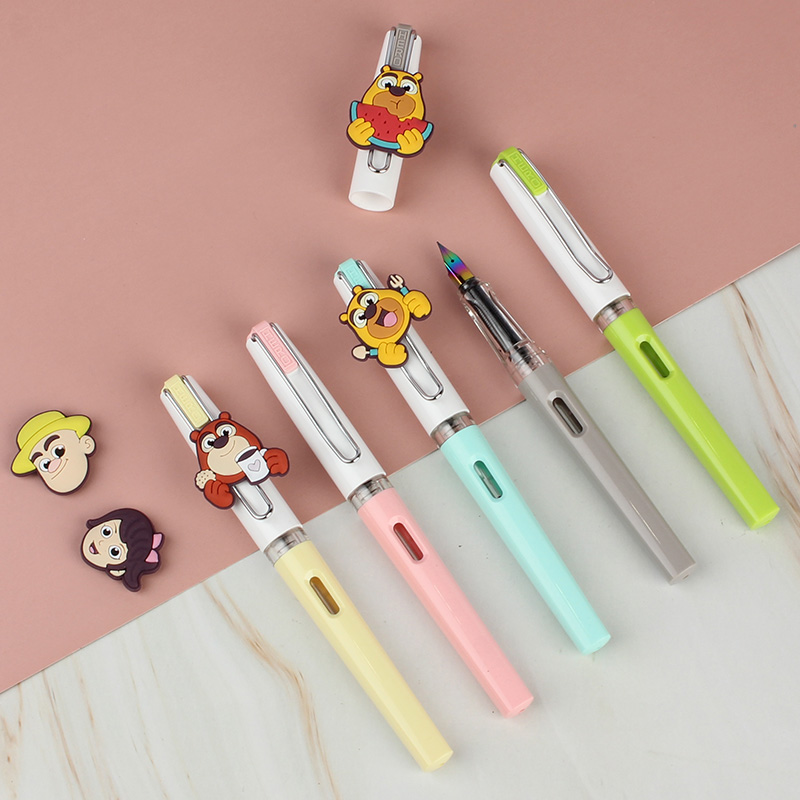 hero/英雄钢笔367熊出没学生卡通钢笔练字铱金笔可替换墨囊墨水笔三