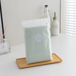 洁丽雅(grace)清悦系列毛巾单条装快速吸水EVA袋装家庭装 绿色/粉色 1条 60g