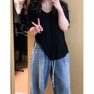 白色v领短袖T恤女夏季2025新款宽松纯色打底衫内搭辣妹学生上衣潮