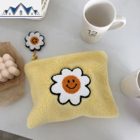 韩国ins色太阳花羊羔毛柔软化妆包女拉链手包毛茸可爱收纳包 三维工匠