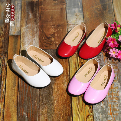 【天天特】女童公主鞋儿童豆豆鞋新款休闲软底单鞋白色宝宝皮鞋
