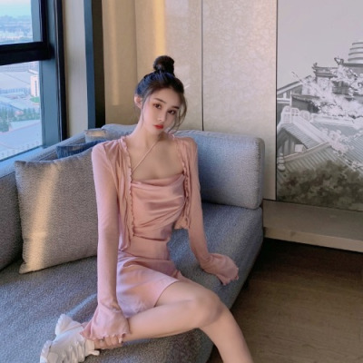 广赫吊带裙两件套秋季洋气紧身包臀连衣裙气质显瘦针织开衫时尚套装女套装