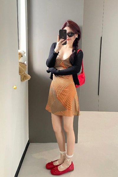 复古吊带裙子女装新款夏季不规则循环撞色印花显瘦内搭连衣裙