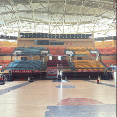 体育馆背景展板二次搭建、宣传横幅拆除