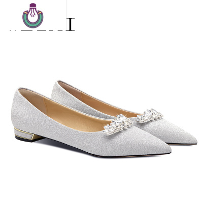 FISHBASKET婚鞋2020年新款低跟新娘婚鞋女平底水晶婚纱鞋平时可穿伴娘鞋银色休闲鞋