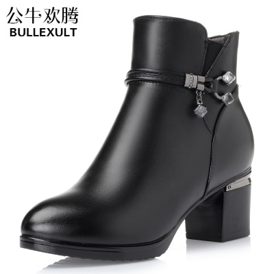 公牛欢腾秋冬季2019短靴中跟妈妈真皮女靴中年皮靴粗跟加绒羊毛棉鞋大码41-43