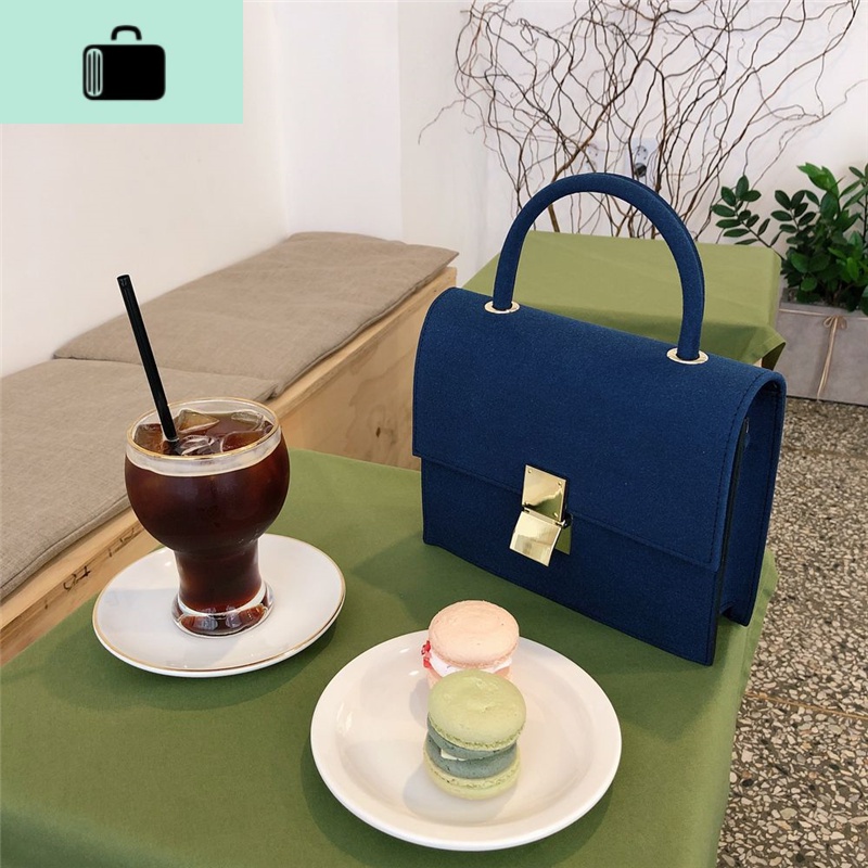 东大秋冬款挎包女式单肩手提包chic包包女磨砂皮复古ins超火包new