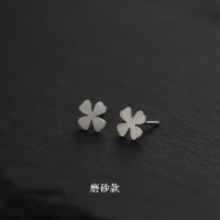 银饰时尚925纯银耳钉女耳环新款潮防过敏小耳饰简约百搭四叶草送女朋友老婆情人节七夕生日礼物
