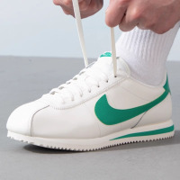 耐克(NIKE)男鞋新款运动鞋跑步健身训练透气轻便休闲板鞋DM4044-104 ZP