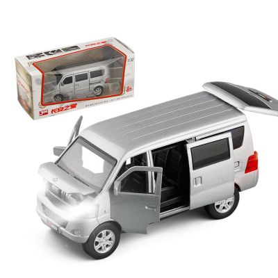 里伍1:32长安之星面包车六开门合金车模声光小汽车儿童玩具车