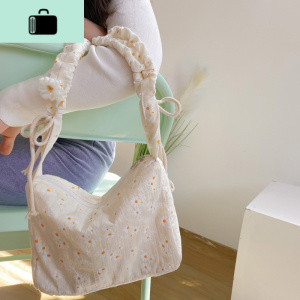 ins小雏菊帆布包女斜挎包百搭褶皱单肩包碎花包NEW LAKE